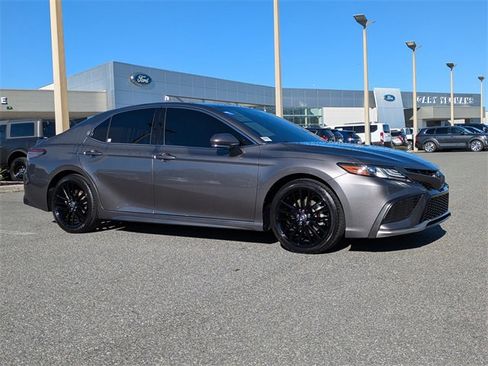 Used 2021 Toyota Camry XSE image 2