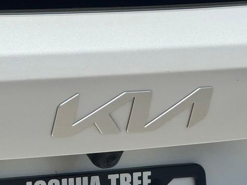 Used 2022 Kia Sorento SX Prestige w/ Panoramic Sunroof Package AWD/4WD image 13