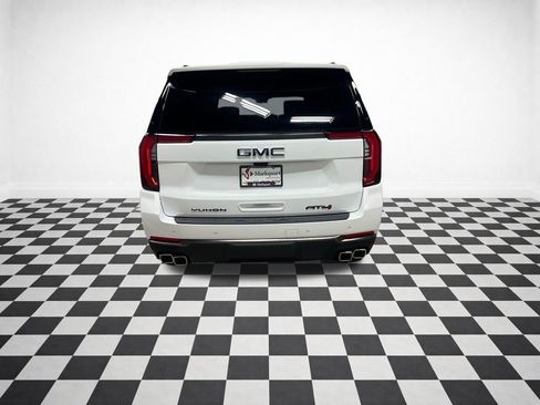 New 2026 GMC Yukon XL AT4 Ultimate AWD/4WD image 7