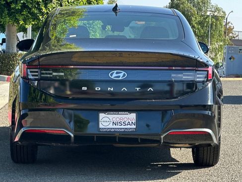 Used 2024 Hyundai Sonata SEL FWD image 5