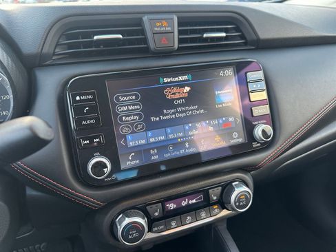 Used 2024 Nissan Versa SR image 21