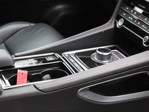 Used 2020 Jaguar F-PACE S image 27