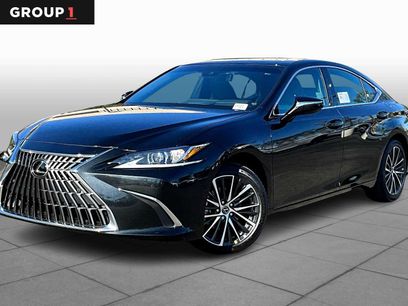 New 2025 Lexus ES 350 w/ Premium Package