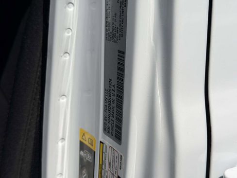 Used 2022 Jeep Wrangler Unlimited Sport AWD/4WD image 26
