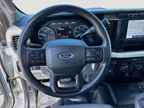 Used 2023 Ford F250 XL w/ FX4 Off-Road Package AWD/4WD image 11