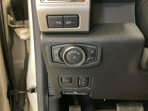 Used 2018 Ford F250 Platinum w/ Platinum Ultimate Package AWD/4WD image 20