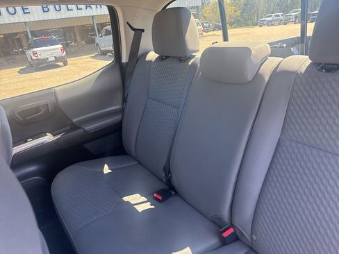 Used 2023 Toyota Tacoma SR5 w/ Technology Package image 11