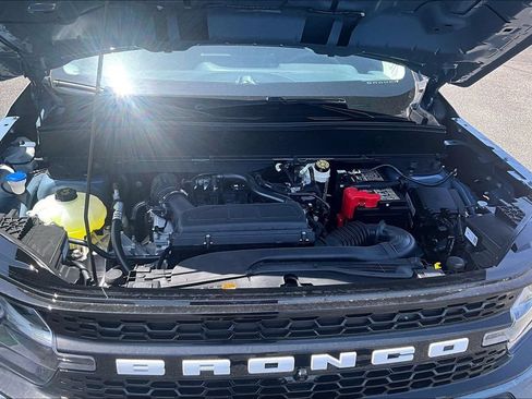 New 2026 Ford Bronco Sport Outer Banks w/ Outer Banks Tech Package+ AWD/4WD image 11