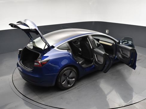 Used 2018 Tesla Model 3 Long Range image 24