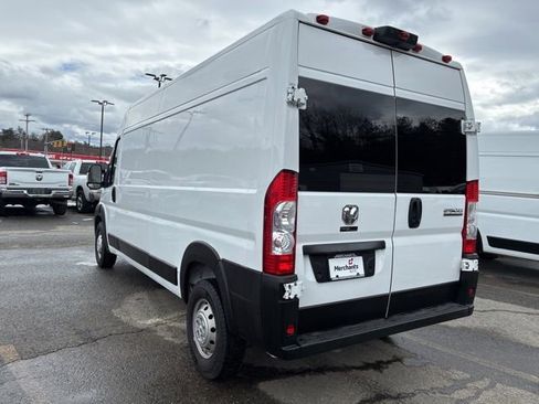 Used 2023 RAM ProMaster 2500 FWD image 5