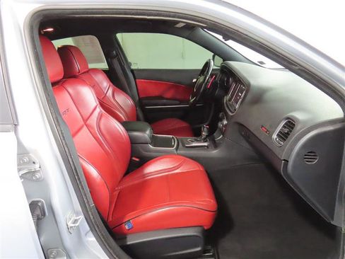 Used 2020 Dodge Charger Scat Pack RWD image 34