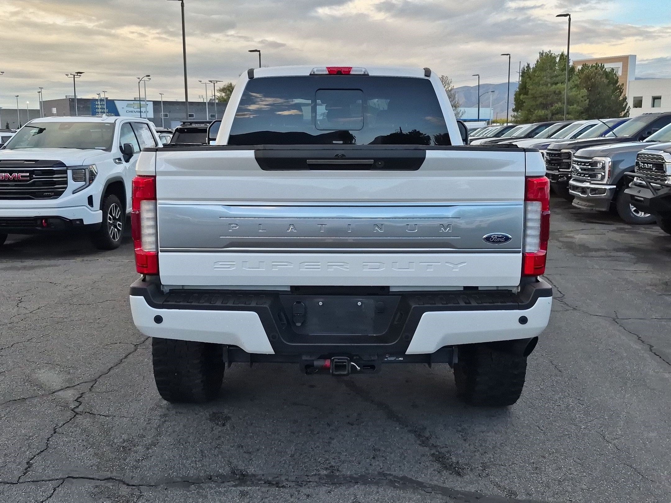 Used 2019 Ford F350 Platinum w/ Platinum Ultimate Package AWD/4WD image 7