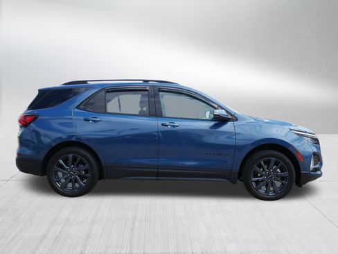 Used 2024 Chevrolet Equinox RS w/ RS Leather Package AWD/4WD image 8