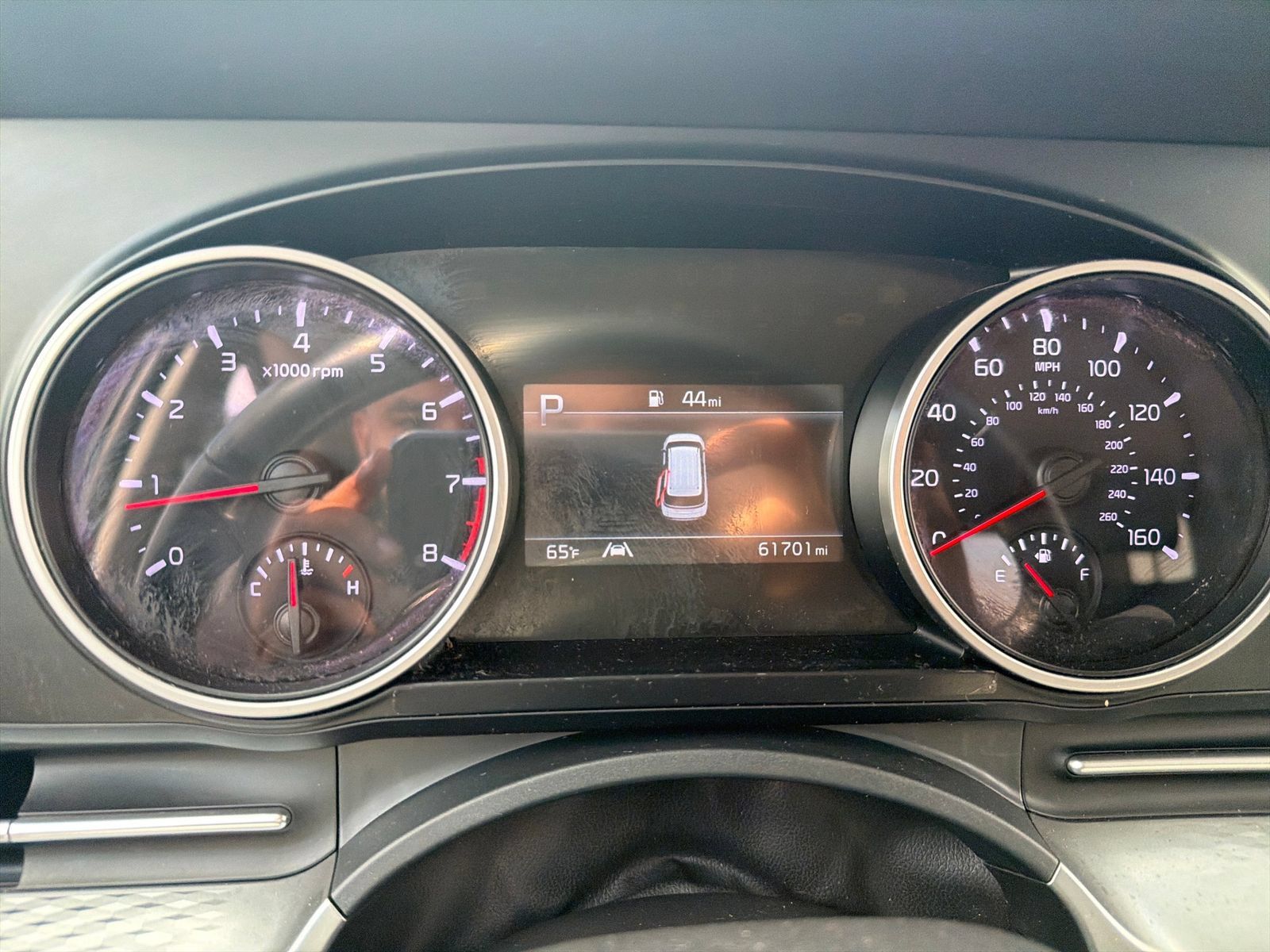 Used 2023 Kia Carnival LX FWD image 18