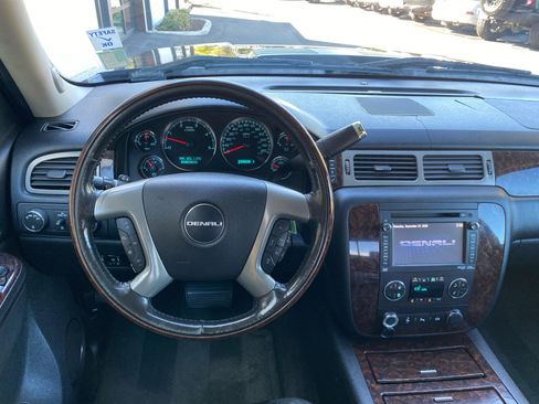 Used 2014 GMC Sierra 3500 Denali image 12