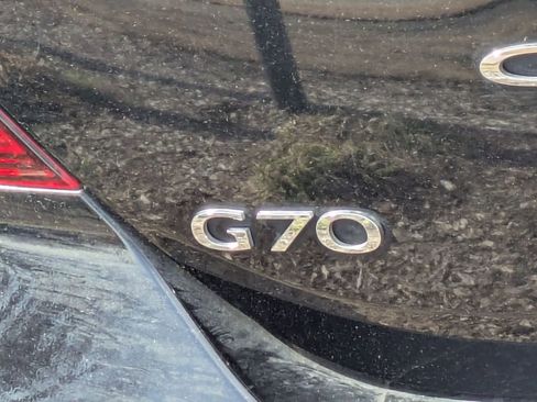 Used 2022 Genesis G70 2.0T w/ Prestige Package image 8