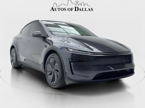 Used 2026 Tesla Model Y AWD image 2
