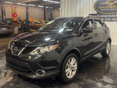 Used 2019 Nissan Rogue Sport SV w/ All-Weather Package image 3