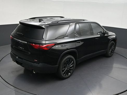 Used 2023 Chevrolet Traverse RS FWD image 19