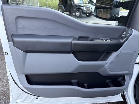 New 2026 Ford F350 XL w/ XL Driver Assist Package RWD image 10