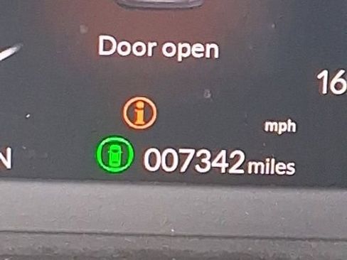 Used 2025 Honda Accord Touring image 11