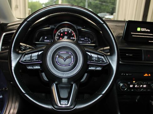 Used 2017 MAZDA MAZDA3 Grand Touring w/ Premium Equipment Package FWD image 13