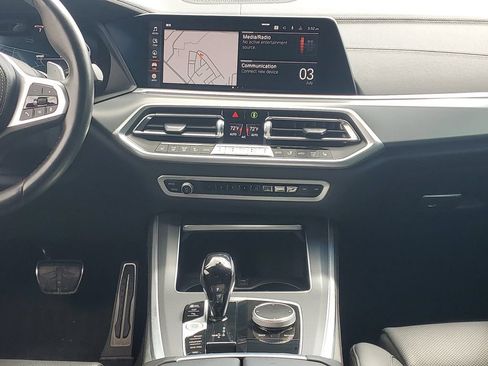 Used 2023 BMW X5 xDrive40i w/ M Sport Package AWD/4WD image 18