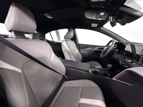 Certified 2025 Toyota Camry SE FWD image 41