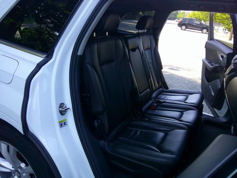 Used 2018 Audi Q7 3.0T Premium Plus w/ Premium Plus Package AWD/4WD image 64