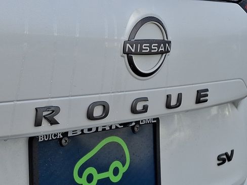 Used 2024 Nissan Rogue SV FWD image 29