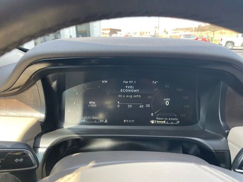 Used 2020 Lincoln Aviator Reserve image 15