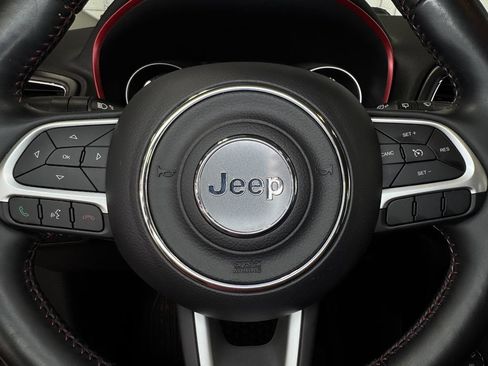 Used 2018 Jeep Compass Trailhawk w/ Leather Interior Group AWD/4WD image 15
