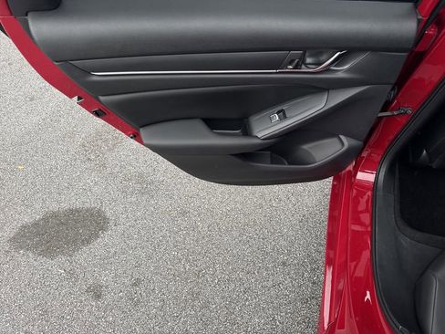 Used 2019 Honda Accord Sport image 21