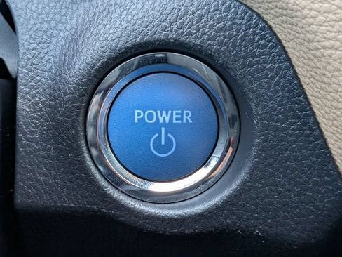Used 2021 Toyota RAV4 XLE w/ Convenience Package AWD/4WD image 30