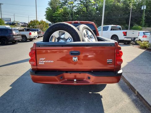 Used 2008 Dodge Dakota SLT RWD image 4