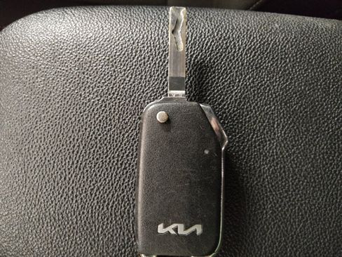 Used 2024 Kia Forte LXS FWD image 32