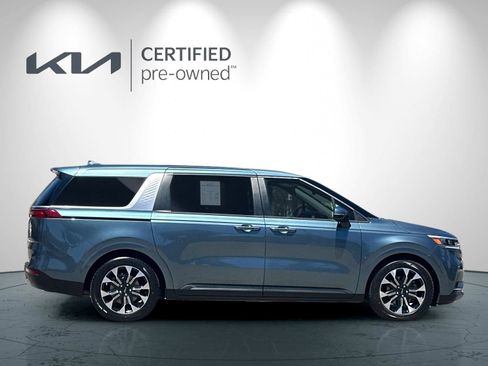 Certified 2024 Kia Carnival EX FWD image 3