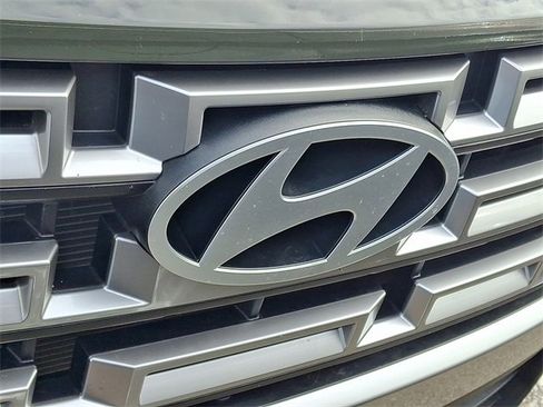 Used 2025 Hyundai Santa Cruz SEL image 3