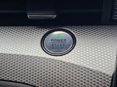 Used 2021 Ford Mustang Mach-E Select image 14