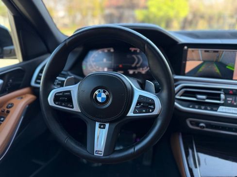 Used 2023 BMW X5 xDrive40i w/ M Sport Package AWD/4WD image 33