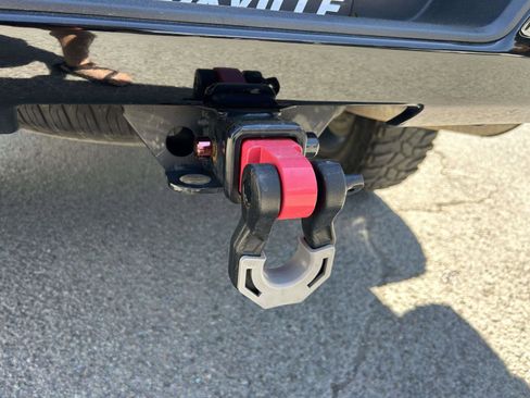 Used 2024 Chevrolet Silverado 1500 Custom Trail Boss w/ LPO, Dark Essentials Package image 18