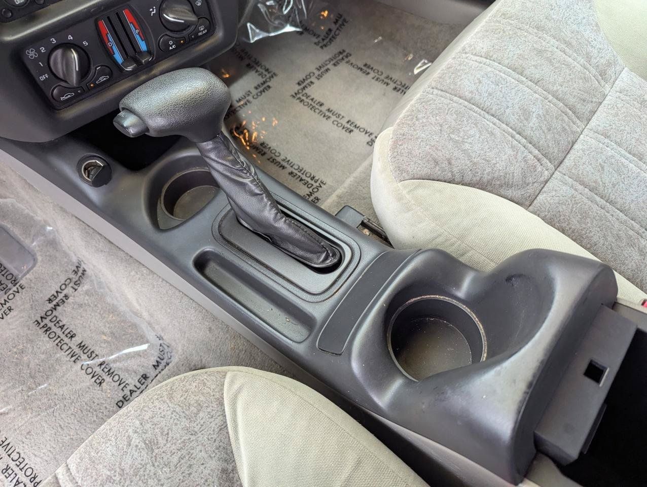 Used 2003 Chevrolet Monte Carlo LS FWD image 16