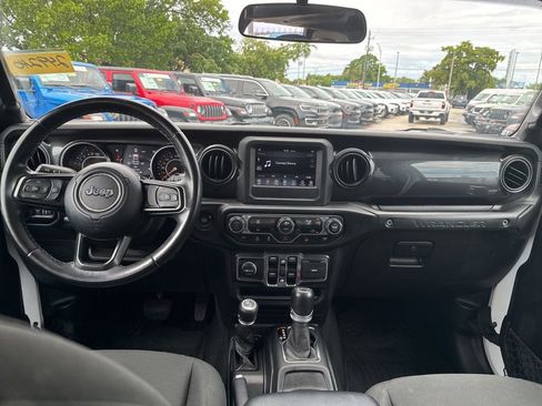 Certified 2020 Jeep Wrangler Unlimited Sport image 10