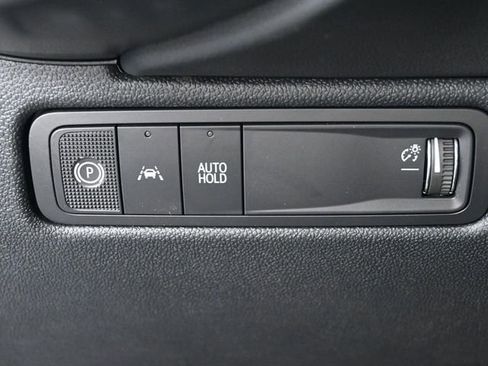 New 2026 Chevrolet Equinox EV LT w/ Midnight Package FWD image 27