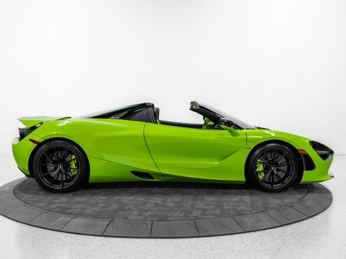 Used 2021 McLaren 720S Performance RWD image 11