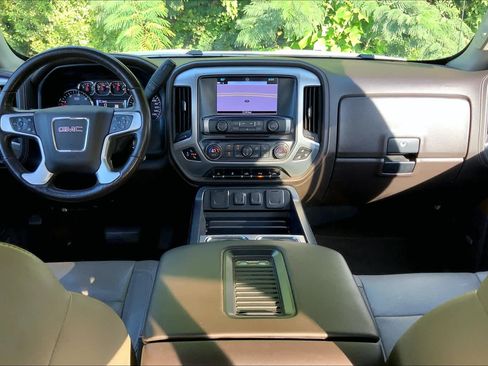 Used 2018 GMC Sierra 1500 SLT AWD/4WD image 15