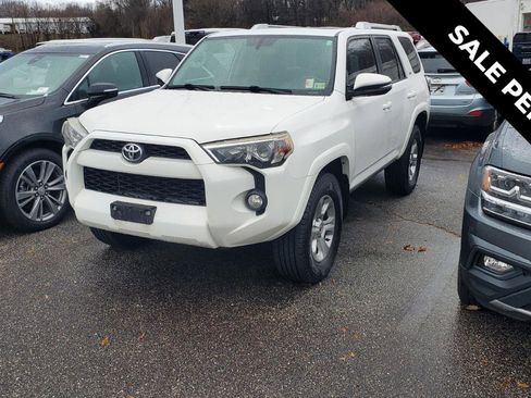 Used 2016 Toyota 4Runner SR5 image 1
