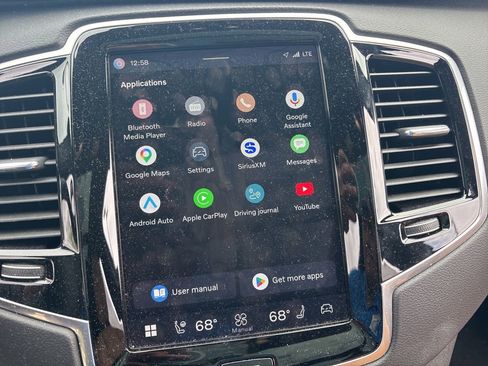 Used 2025 Volvo XC90 T8 Ultra w/ Protection Package Premier image 18