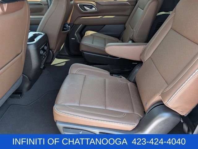 Used 2024 Chevrolet Suburban High Country w/ Advanced Technology Package AWD/4WD image 21