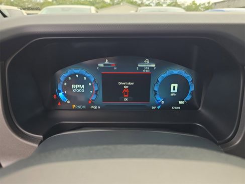 New 2025 Ford Bronco Base image 22